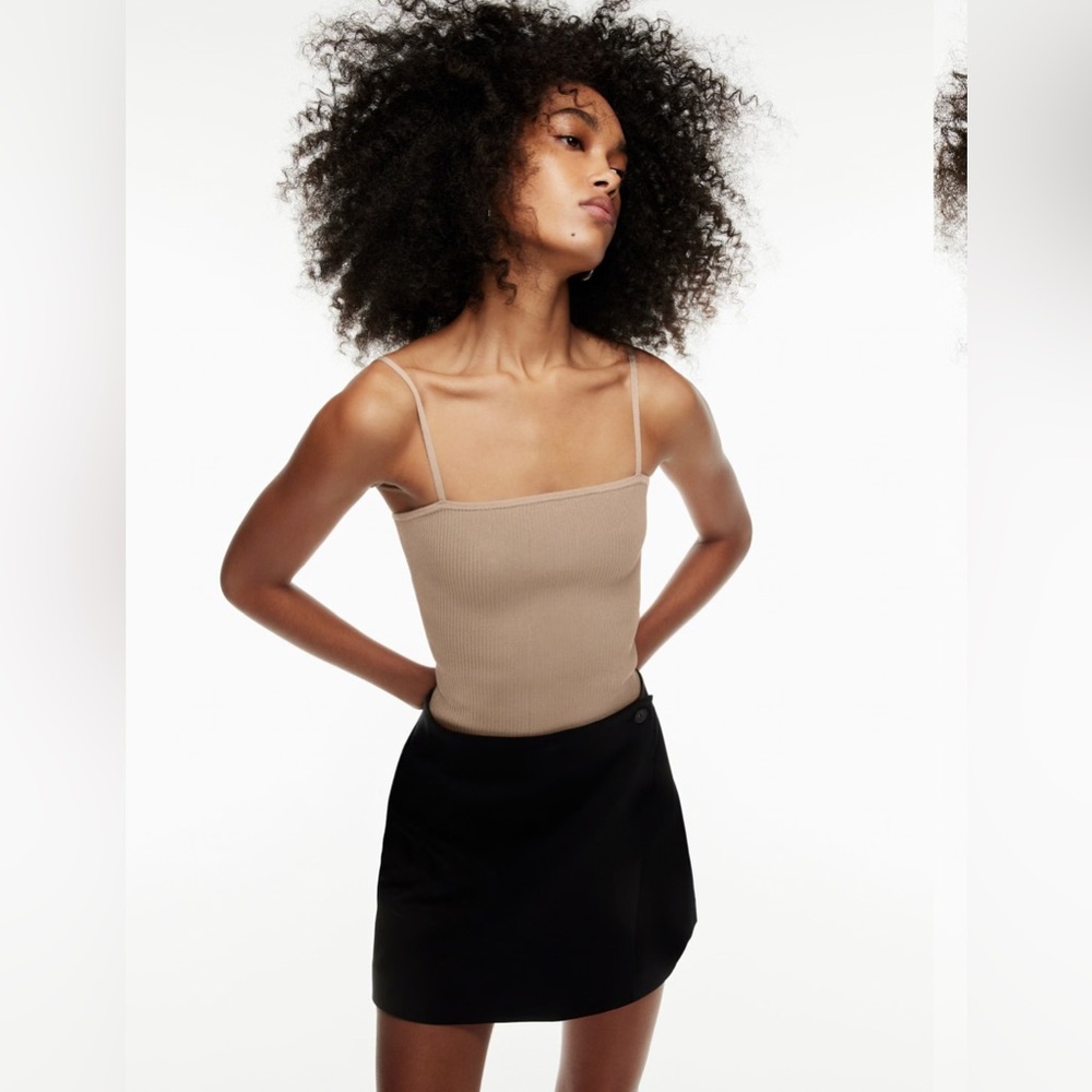 NWT • Babaton Aritzia • PINK Sculpt Knit Cami Tank • Sz S